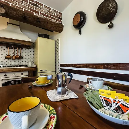 Apartment Private Garden Retreat - Free Park - 900m Albissola Marina