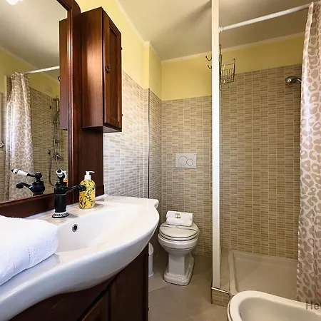 Private Garden Retreat - Free Park - 900m