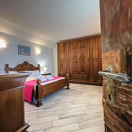 Private Garden Retreat - Free Park - 900m * Albissola Marina