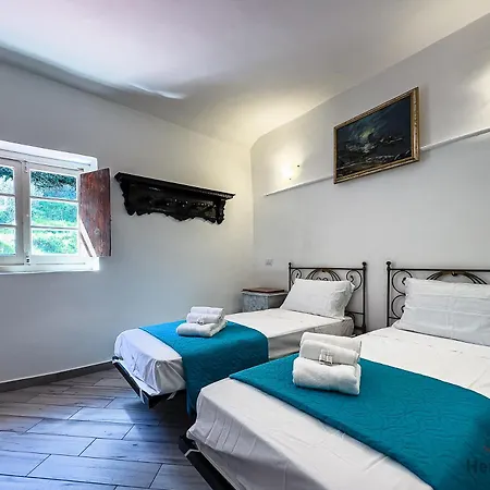 Apartment Private Garden Retreat - Free Park - 900m